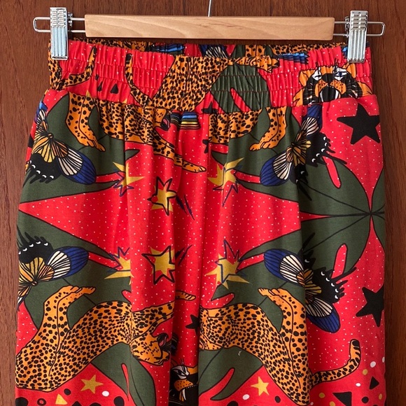 Nooworks PRIDE Tiger jogger pants in medium. Sold out print. - Picture 7 of 16